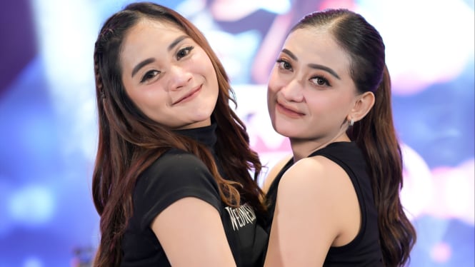 Shinta Arsinta dan Mala Agatha