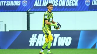 Dinobatkan Jadi Man of The Match, Kevin Mendoza Berikan Jersey Kepada Bobotoh