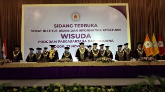 Pesan Rektor IBI Kesatuan Bogor saat Wisuda Periode 2023-2024 dengan 671 Wisudawan