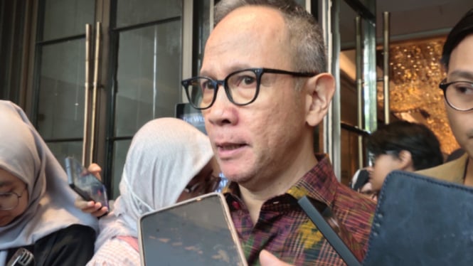 Ketua Dewan Komisioner OJK, Mahendra Siregar