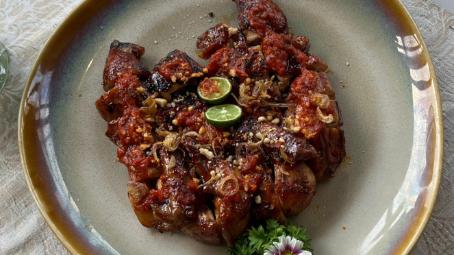 Pollo A La Parrilla Manggarai