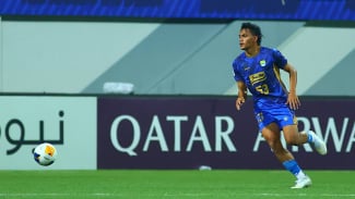 Pelatih Persib Ungkap Penyebab Cedera Rachmat Irianto