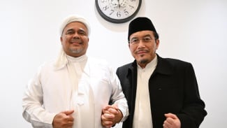  Pendukung Habib Rizieq Dukung RIDO