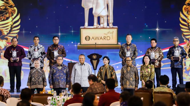 BRI raih dua penghargaan Bank Indonesia Awards 2024