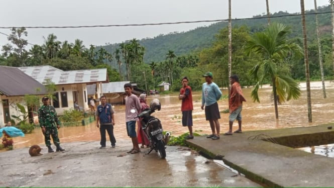 Banjir di Pesisir Selatan