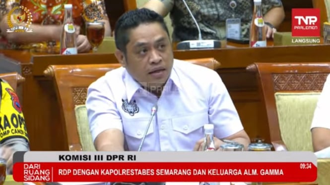 Kasubdit 3 Jatanras Polda Jawa Tengah, AKBP Helmy Tamaela dalam rapat dengar pendapat (RDP) dengan Komisi III DPR RI di Kompleks Parlemen, Senayan, Jakarta Pusat, Selasa, 3 Desember 2024.