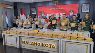 Jaringan Narkoba di Malang dengan Barbuk Ganja 166 Kg Terbongkar, 6 Tersangka Terancam Hukuman Mati