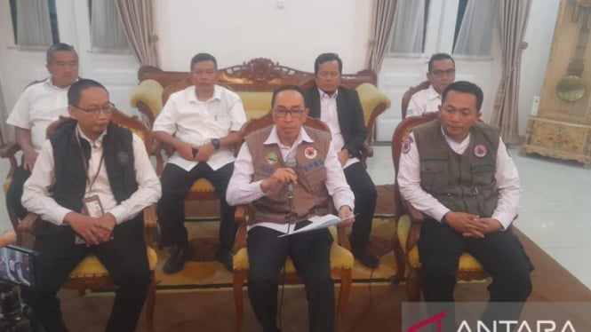 Sekda Kabupaten Sukabumi Ade Suryaman didampingi jajaran Pemkab