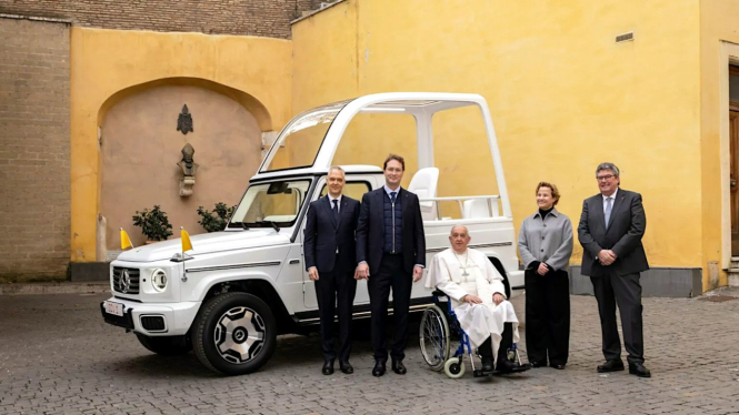 Mobil baru Paus Fransiskus