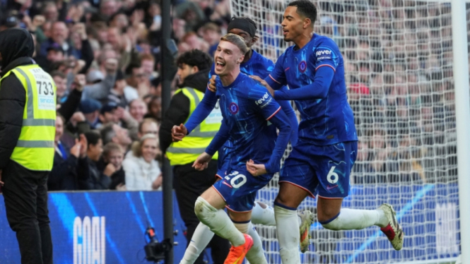 Chelsea merayakan gol ke gawang Southampton