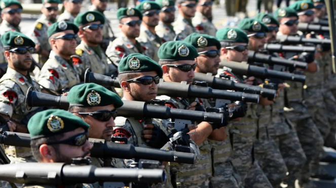 VIVA Militer: Pasukan Angkatan Bersenjata Iran (Artesh)