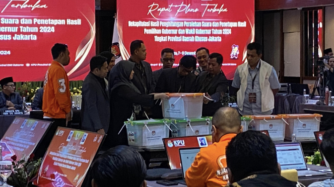 KPU Provinsi DKI Jakarta sedang melakukan penghitungan suara hasil Pilkada DKI Jakarta Tahun 2024.