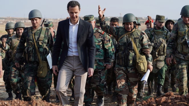 VIVA Militer: Bashar al-Assad dan pasukan Angkatan Bersenjata Suriah