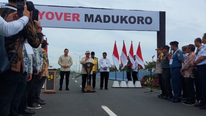 Presiden Prabowo meresmikan Flyover Madukoro Kota Semarang