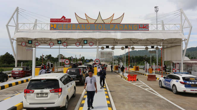 Uji coba perdana tol Padang-Sicincin