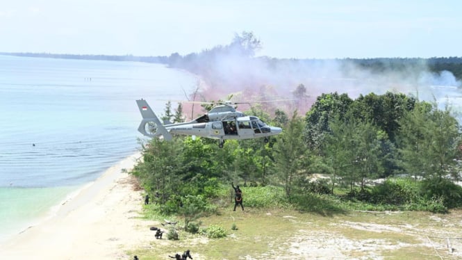 VIVA Militer: Pasukan Khusus TNI AL gelar operasi pendaratan di Pantai Todak