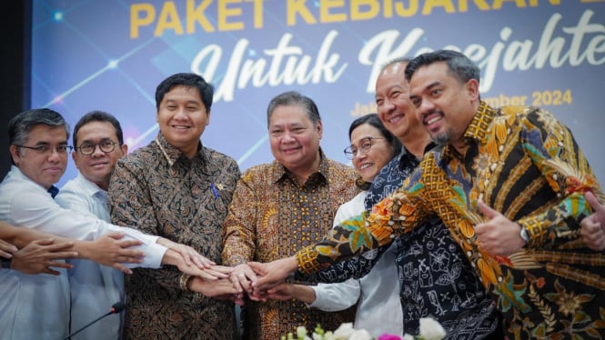 Konferensi Pers terkait Paket Kebijakan Ekonomi untuk Kesejahteraan