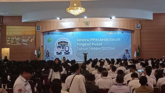 Sebanyak 1.900 peserta mengikuti Seleksi Pegawai PPIH Tingkat Pusat Arab Saudi Tahun 2025 di Asrama Haji Pondok Gede, Jakarta.