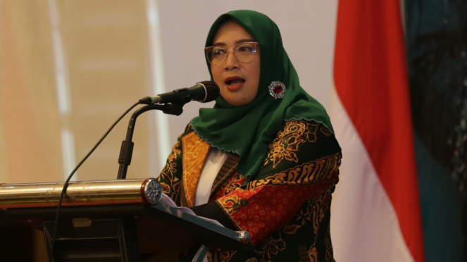 Vicepresidente de la Cámara de la Comisión Representativa IX, Nihayatul Wafiroh (Dock. Especial)