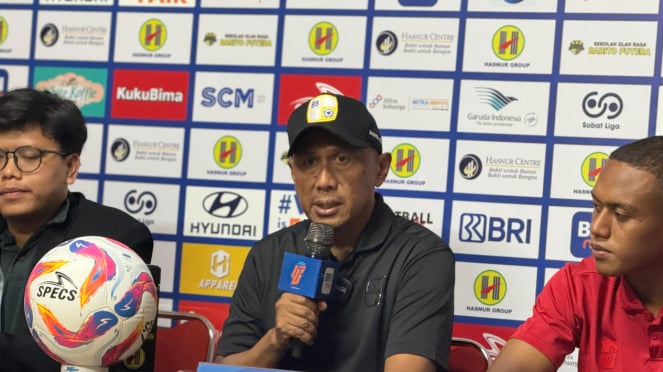 El entrenador de Barito Petera Rahad Daryver (Foto: Ded Idrus) 