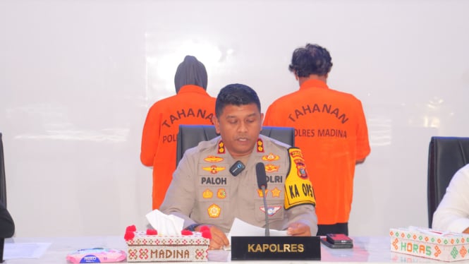 Kapolres Madina, AKBP. Arie Sofandi Paloh, saat memberikan keterangan kasus video mesum.(dok Polres Madina)