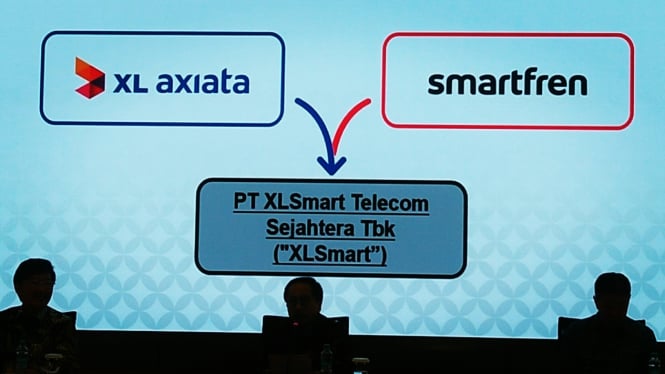 PT XLSmart Telecom Sejahtera Tbk.