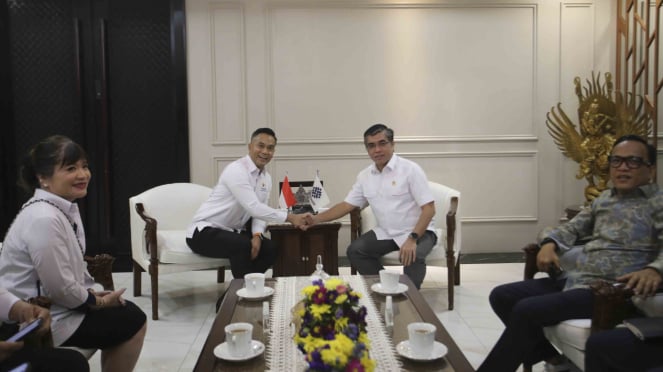 Kadin Anindya Bakrie bertemu dengan Menteri Personalia Yassierli