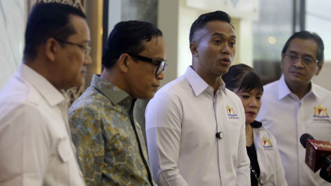 Ketua Umum Kadin Anindya Bakrie Bertemu Menaker Yassierly