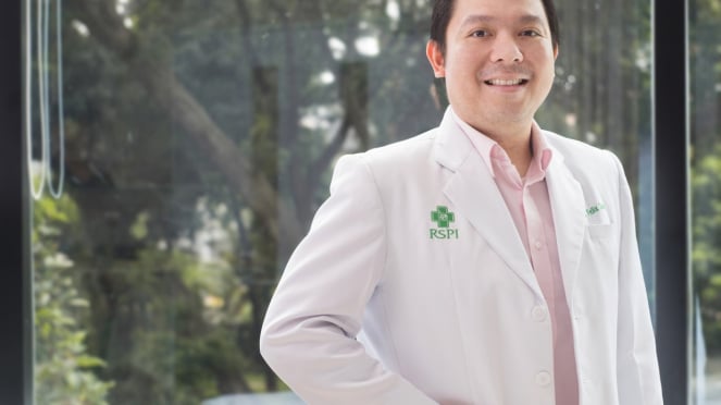 Dokter Umum, Rumah Sakit Pondok Indah, dr Felix Samuel, M.Kes