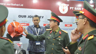 Bom Buatan Indonesia Mengudara di Vietnam