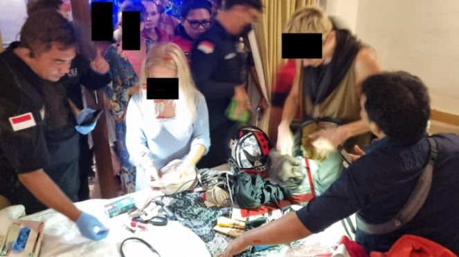 Penggeledahan terhadap bule-bule di Canggu yang diduga menggelar pesta seks 