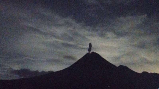 Gunung Semeru meletus pada Selasa (24/12/2024) pukul 00.09 WIB.