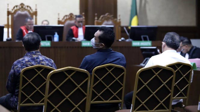 Sidang dakwaan tiga hakim nonaktif pemberi vonis bebas Ronald Tannur