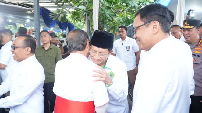 Menteri Agama Nasaruddin Umar meninjau sejumlah gereja di Jakarta 