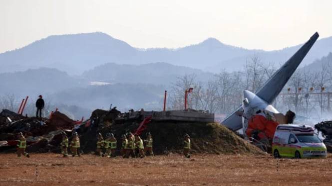 Pesawat Jeju Air Jatuh di Bandara Muan