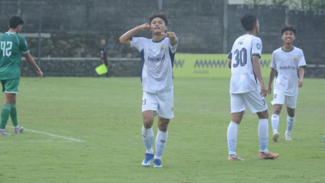 Pemain muda Persib, Zulkifli Lukmansyah 