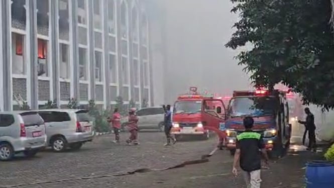 Kebakaran di UIN Jakarta