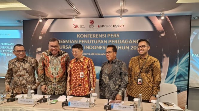 Konferensi Pers Peresmian Penutupan Perdagangan BEI.