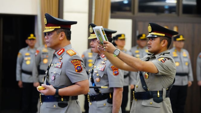 Inspektur Jenderal Polisi Gatot Tri Suryanta resmi menjabat Kapolda Sumatera Barat (Sumbar) 