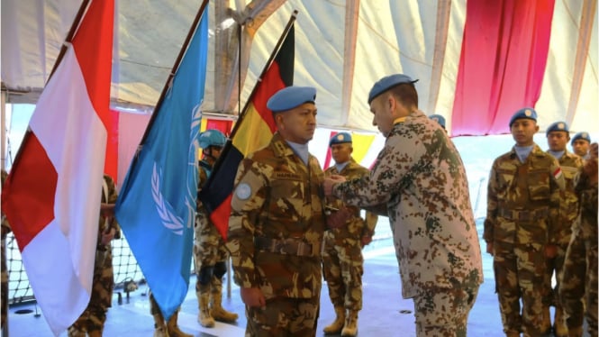 VIVA Militer: Satgas MTF TNI XXVIII-O dapat penghargaan German Medal di Lebanon