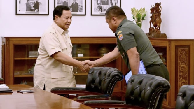 Kepala Staf Angkatan Darat (KSAD), Jenderal Maruli Simanjuntak menemui Presiden RI Prabowo Subianto di Istana Kepresidenan, Jakarta Pusat. 