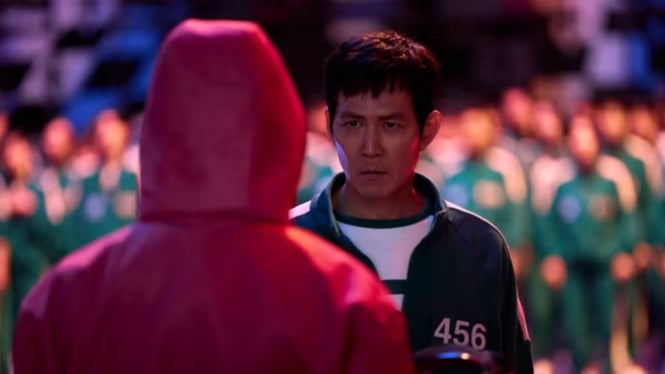 Tayang pada 27 Juni 2025, Lee Jung Jae dan Lee Byung Hun Bocorkan Petunjuk Squid Game 3  

(Note: The text is visually refined with proper spacing and formatting for clarity.)