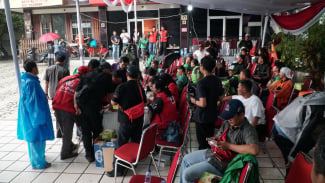 Peringati HUT ke-52 PDIP, Driver Ojol Dapat Cek Kesehatan dan Ganti Oli Gratis