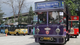 Perjalanan Keliling Kota Bandung dengan Bandros, Menikmati Keindahan Kota dalam Perayaan 11 Tahun