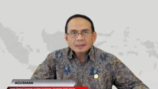 Alasan OJK Atur Batas Usia Masyarakat yang Bisa Jadi Debitur PayLater