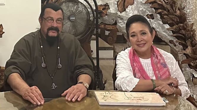 Steven Seagal dan Titiek Soeharto.