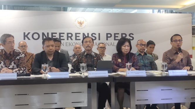 Konferensi Pers Dewan Ekonomi Nasional (DEN)