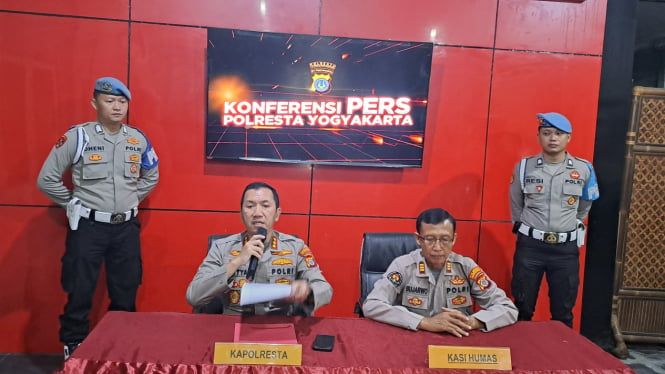 Kapolresta Yogyakarta Kombes Aditya Surya Dharma saat konpres Sabtu 11 Januari 2025 malam