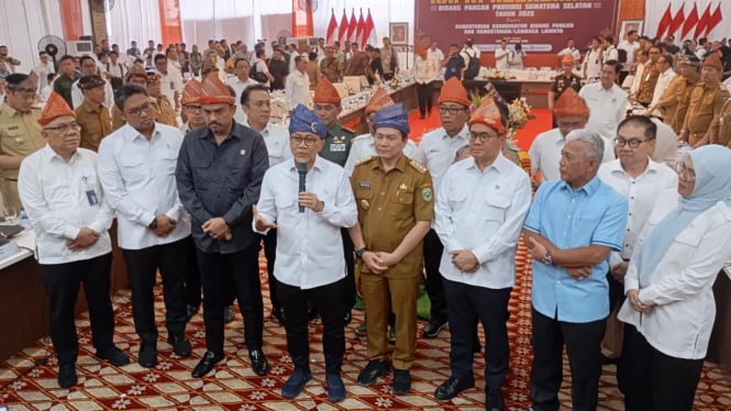 Menteri Koordinator Bidang Pangan RI, Zulkifli Hasan, ditemui usai Rapat Koordinasi Bidang Pangan Provinsi Sumatera Selatan Tahun 2025 di Griya Agung Palembang.