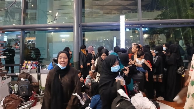 PMI Non-Prosedural tiba di Bandara Soetta usai dideportasi Imigrasi Arab saudi